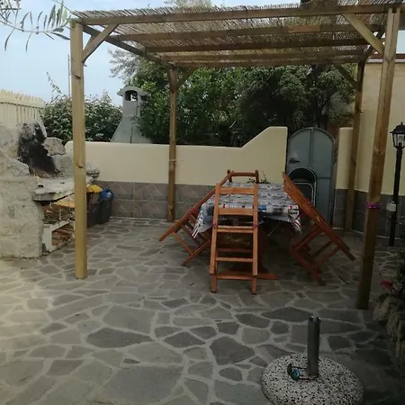 Casa A Mare E Rocce Hébergement de vacances